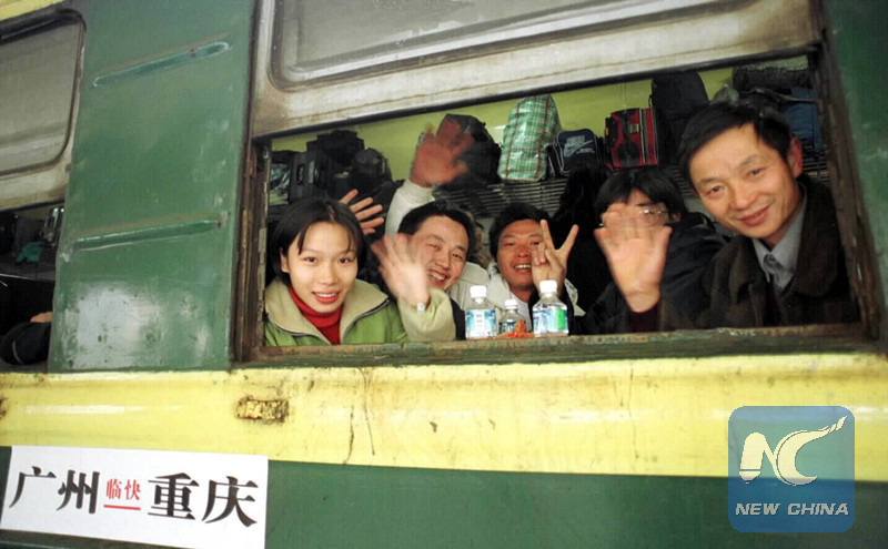 Thăng trầm Trung Hoa qua 40 mùa xuân vận